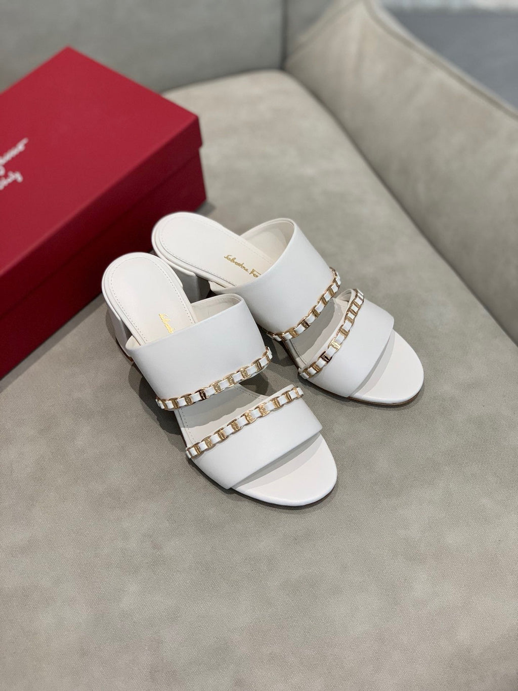SE543  Size5-9  Heels:5.5cm Material: Sheep skin Lining: Sheep skin Sole: Italian leather