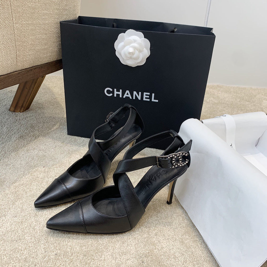 SE612  Size 5-8 Heels:7.5cm Material: Sheep skin Lining: Sheep skin Sole: Italian leather