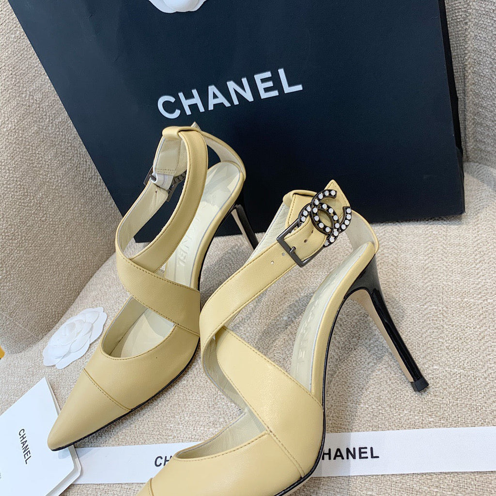 SE613 Size 5-8 Heels:7.5cm Material: Sheep skin Lining: Sheep skin Sole: Italian leather