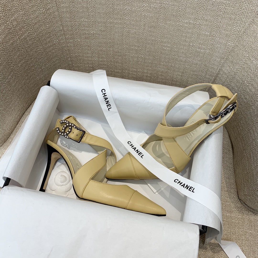 SE613 Size 5-8 Heels:7.5cm Material: Sheep skin Lining: Sheep skin Sole: Italian leather