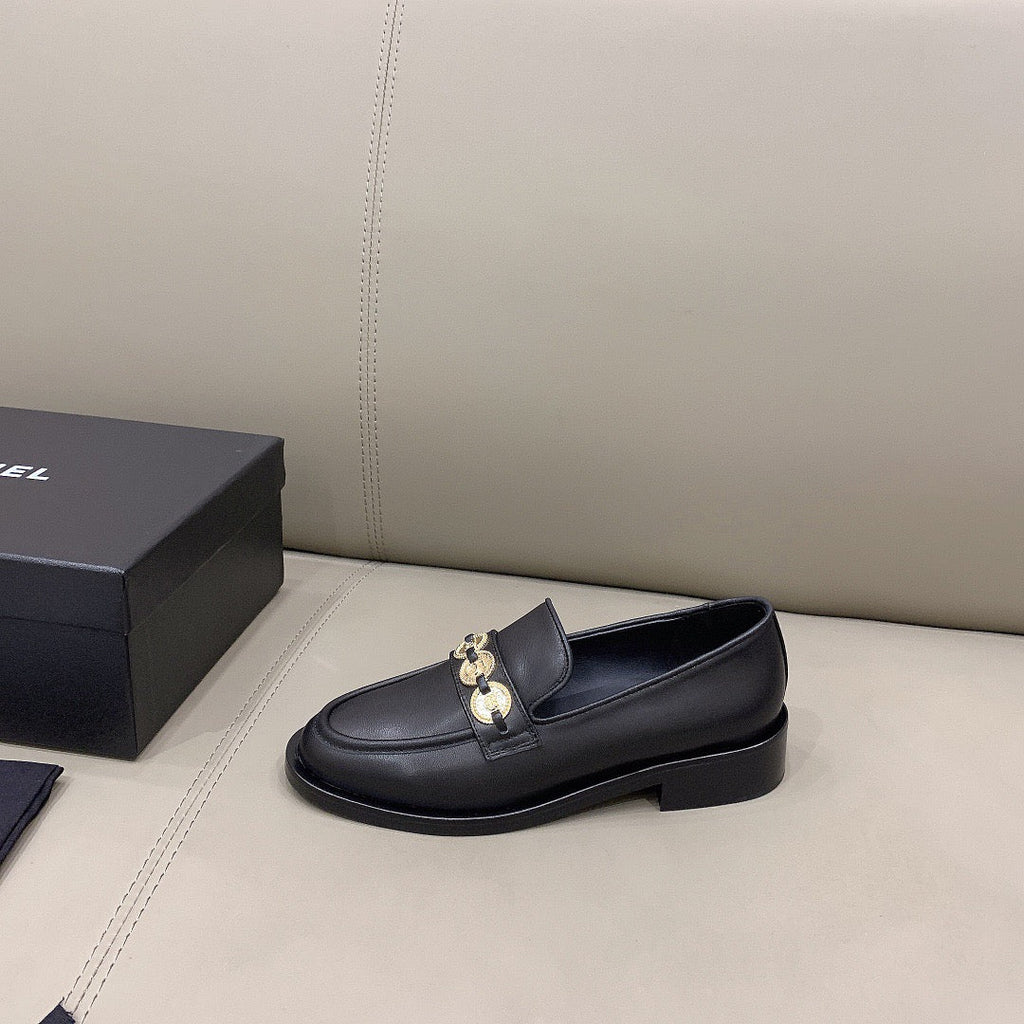SE615 Size 5-10 Material: Cowhide  Lining: Sheep skin Sole: Italian leather and Non-slip rubber