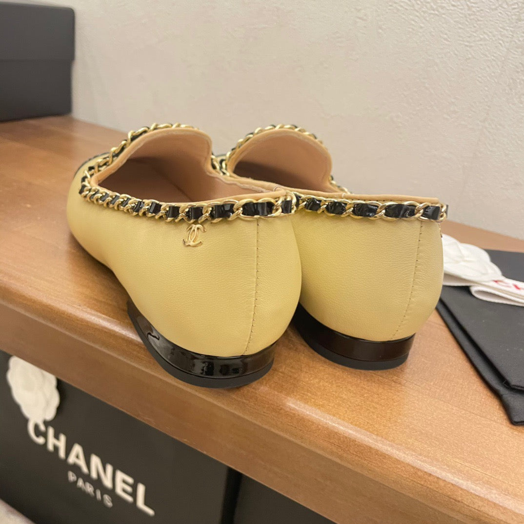 SE617 Size 5-10  Material: Cowhide  Lining: Sheep skin Sole: Italian leather