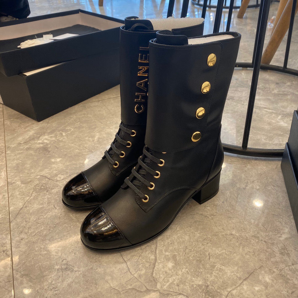 SE619  Size 5-9 Material: Cowhide  Lining: Sheep skin Sole: Italian leather