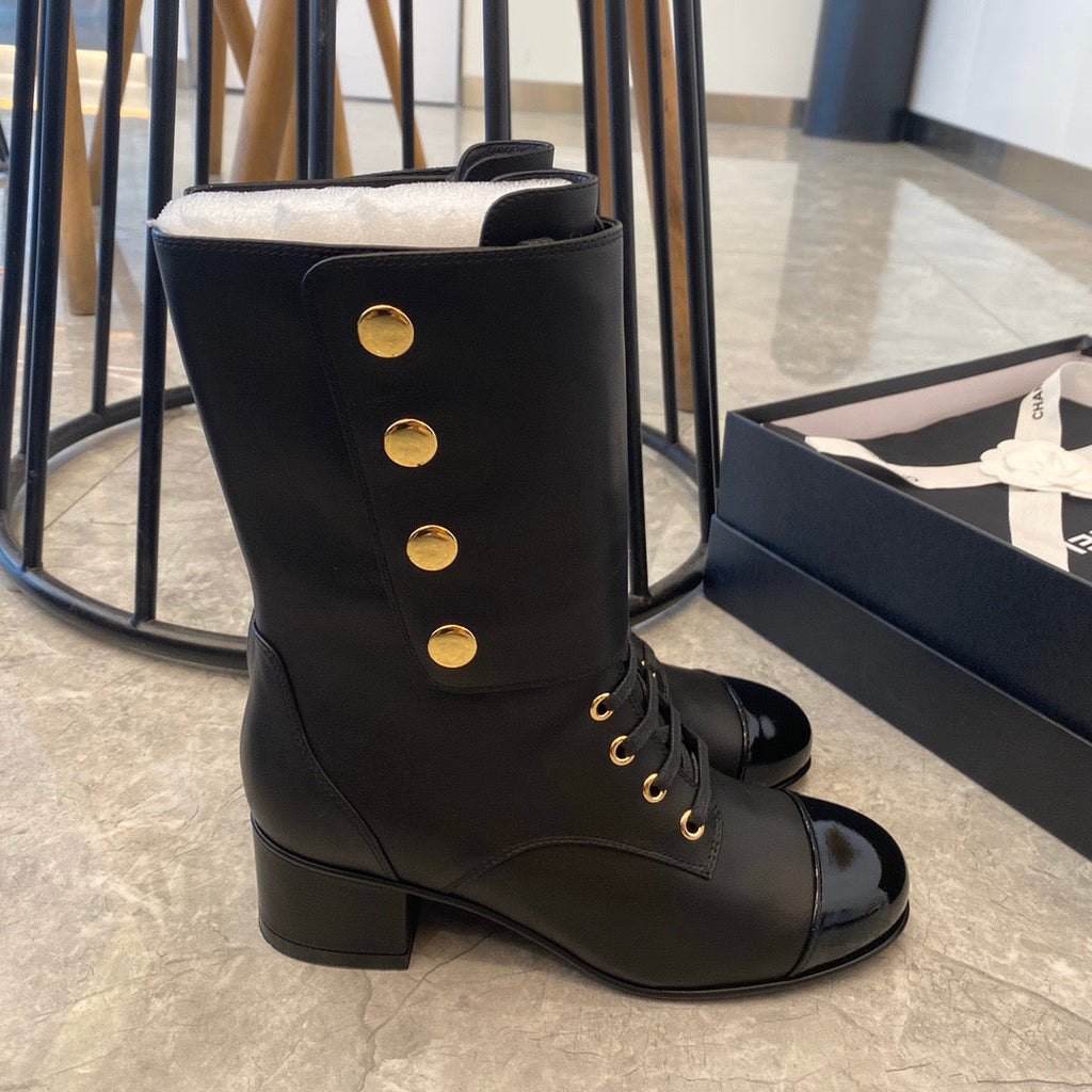 SE619  Size 5-9 Material: Cowhide  Lining: Sheep skin Sole: Italian leather