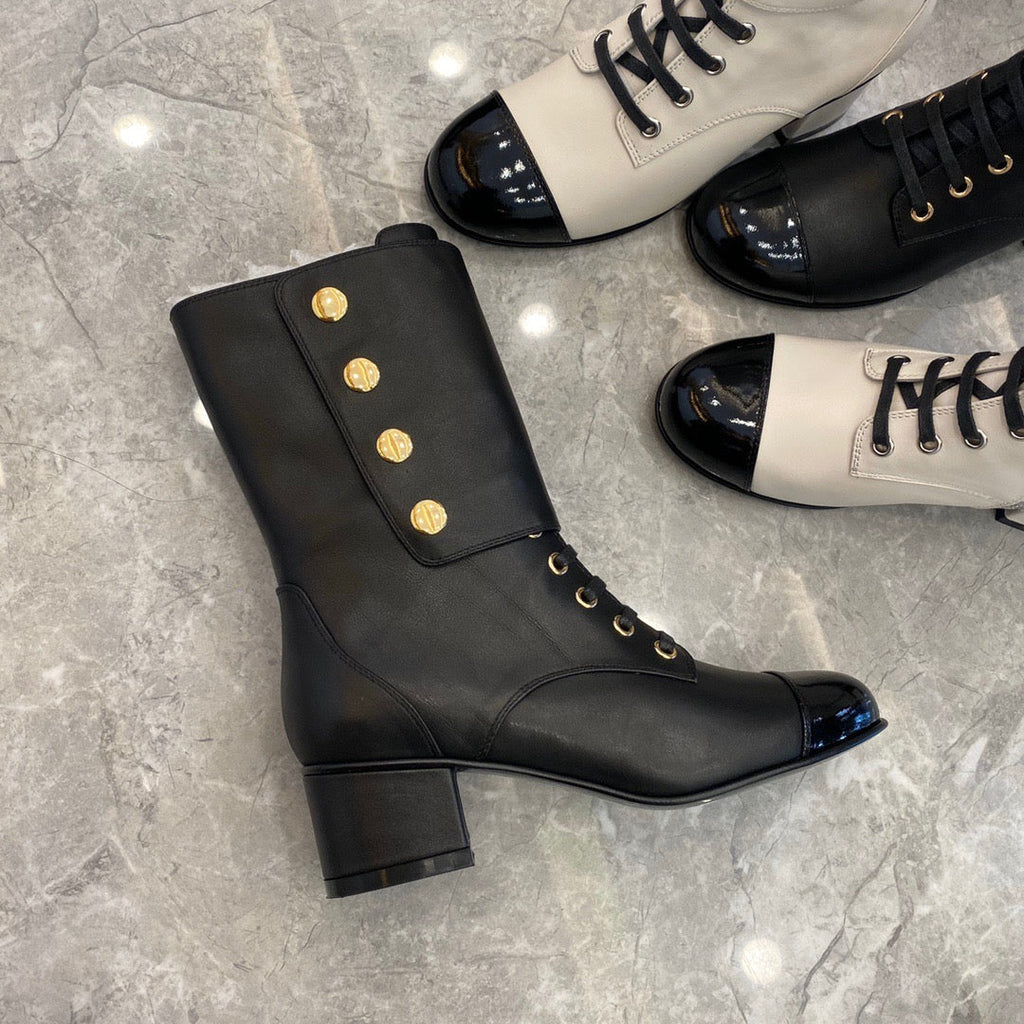 SE619  Size 5-9 Material: Cowhide  Lining: Sheep skin Sole: Italian leather