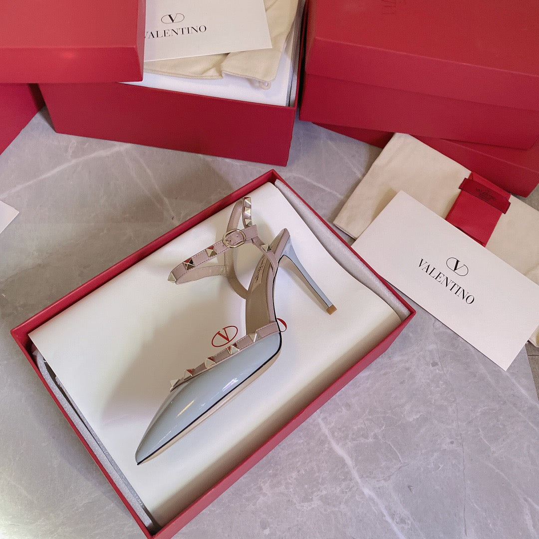 SE633 Size 4-11   Heels:9cm Material: Cowhide  Lining: Sheep skin Sole: Italian leather