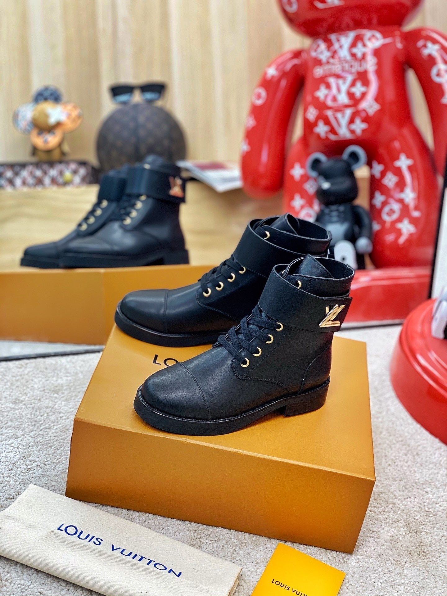 SE657  Size 4-10