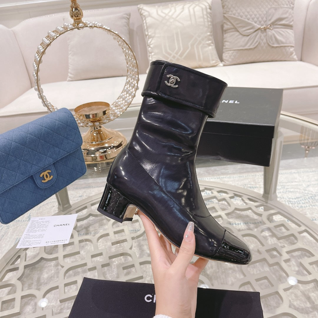 SE697   Size 5-9   Heels:4.5cm Material: Cowhide  Lining: Sheep skin Sole: Italian leather