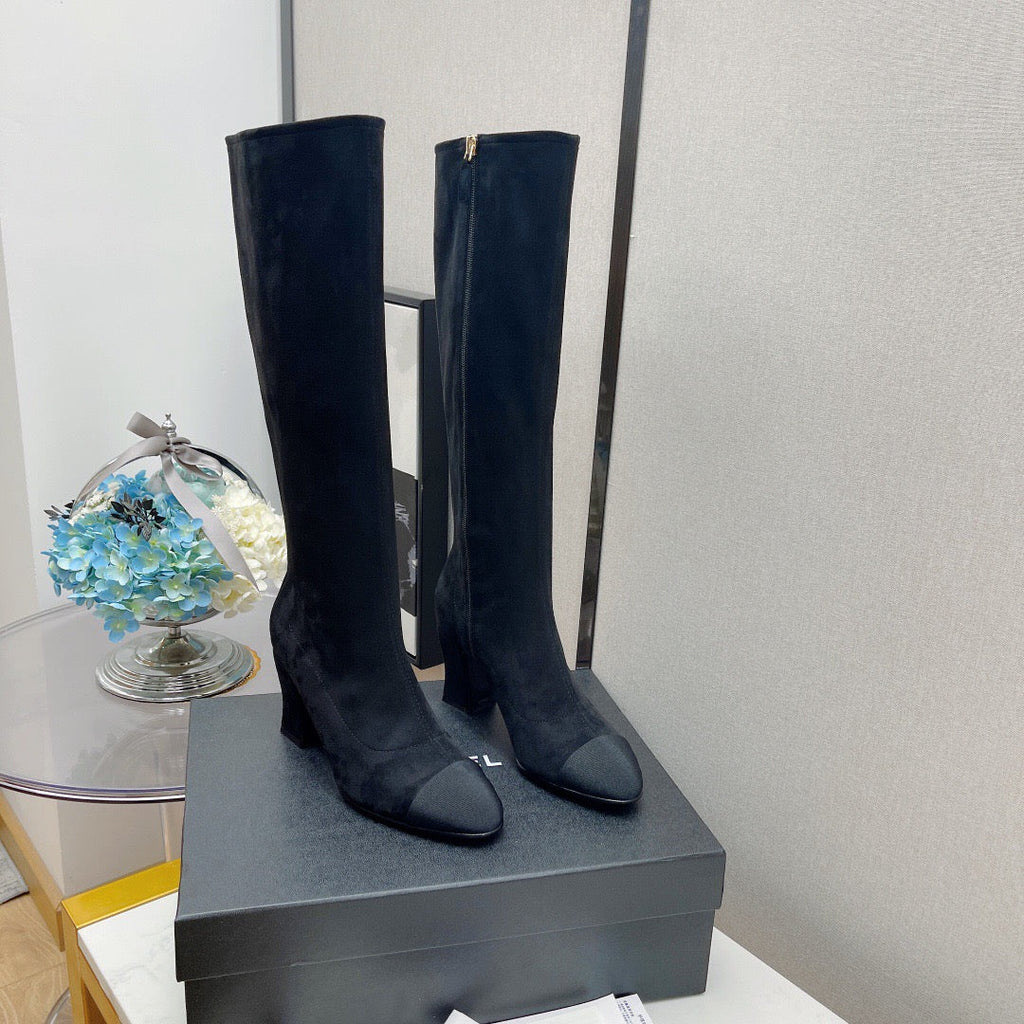 SE699  Size 5-10  Heels:7.5cm Shaft measures approximately 15” from arch Material: Cowhide  Lining: Sheep skin Sole: Italian leather