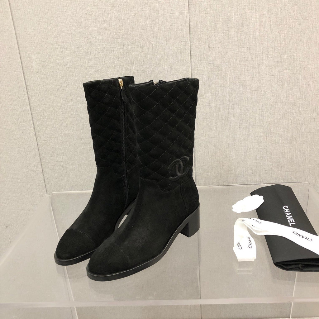SE710  Size 5-9  Heels:4.5cm Material: Cowhide/Sude Lining: Sheepskin Sole: Rubber