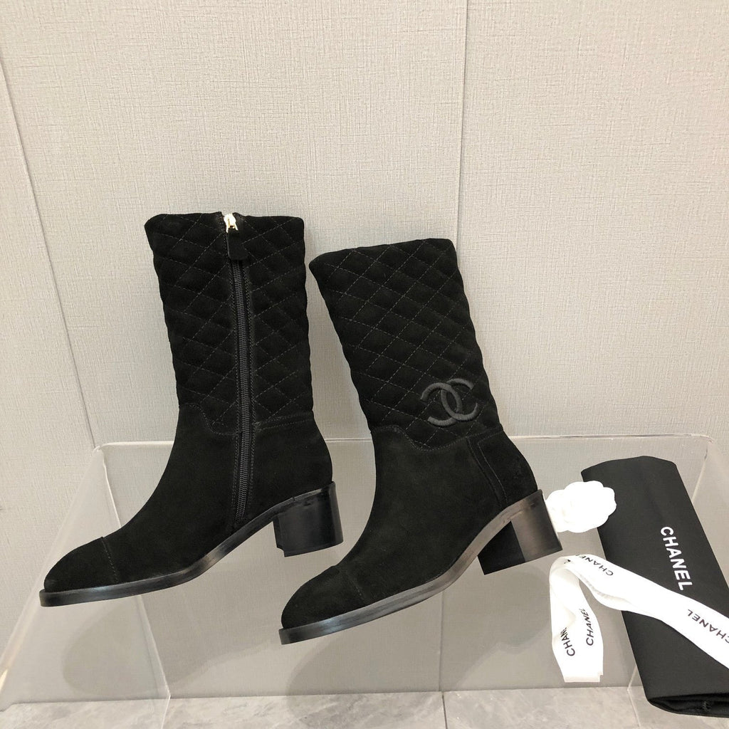 SE710  Size 5-9  Heels:4.5cm Material: Cowhide/Sude Lining: Sheepskin Sole: Rubber