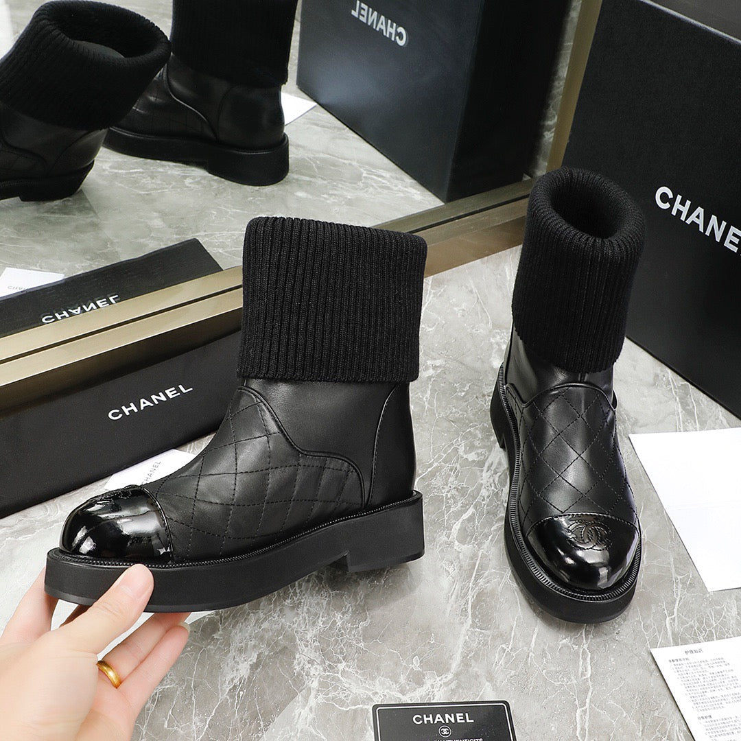 SE743  Size 5-9   Material: Cowhide  Lining: Sheep skin Sole: Rubber