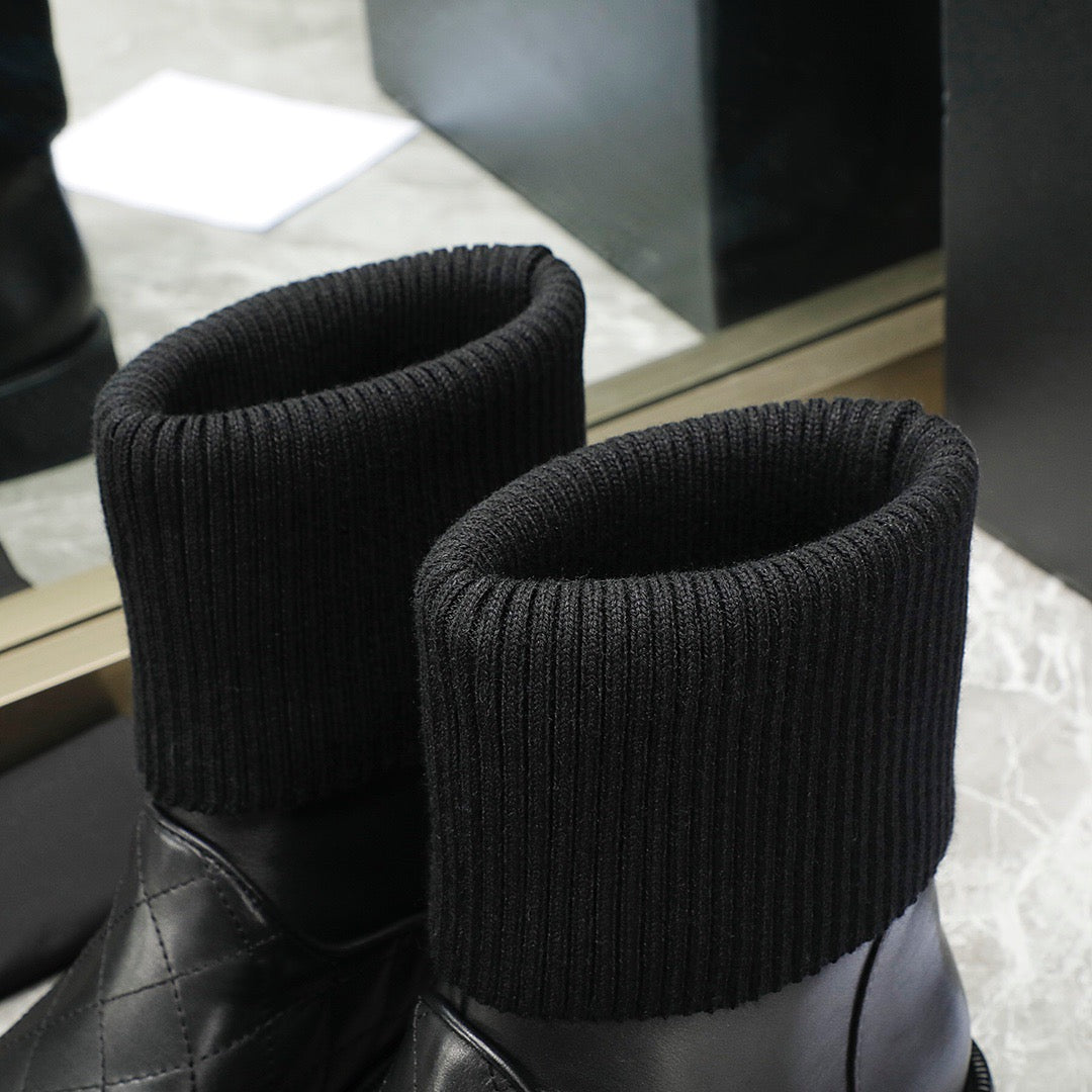 SE743  Size 5-9   Material: Cowhide  Lining: Sheep skin Sole: Rubber