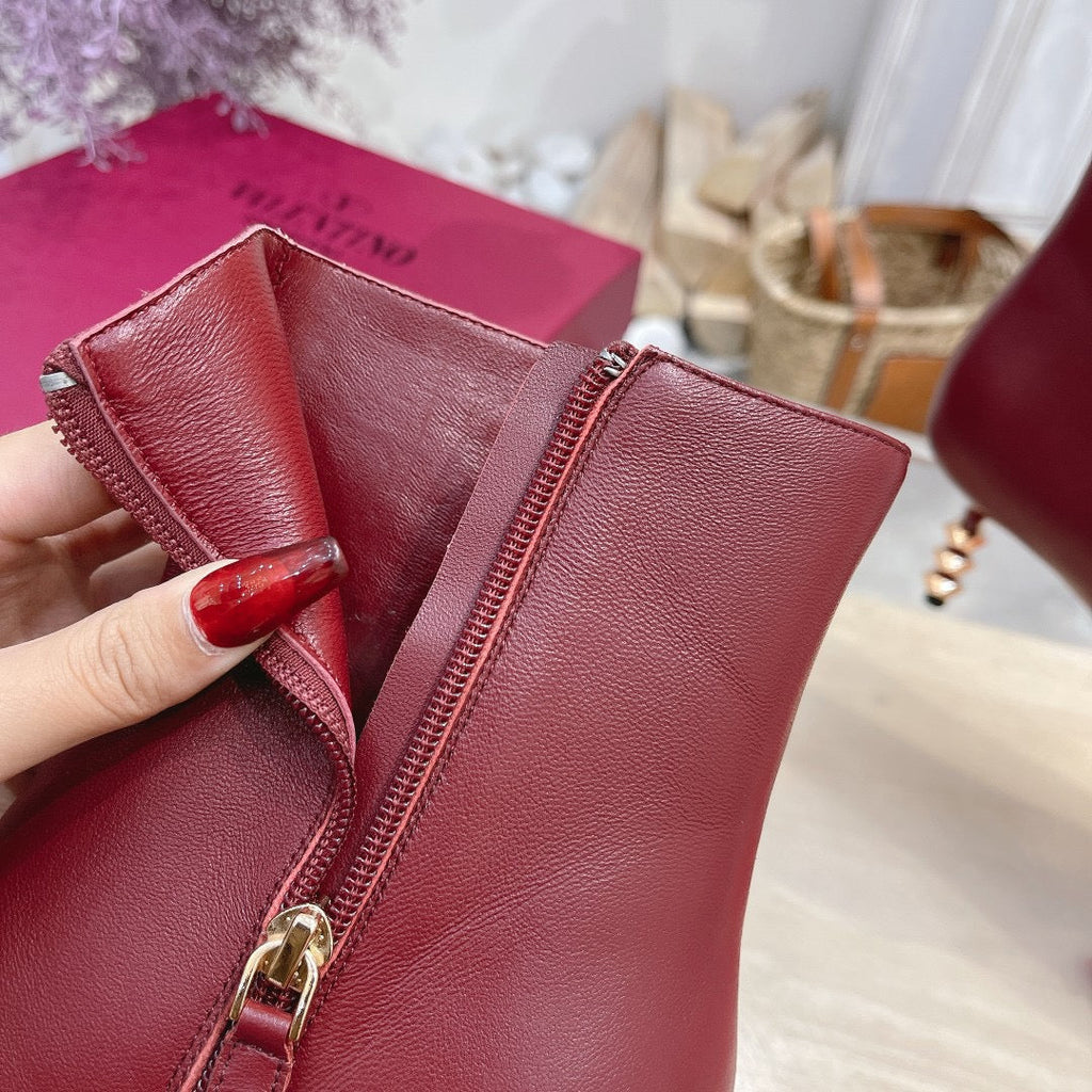 SE779  Size5-10   Material: Lamb  Lining: Lamb Sole: Italian leather