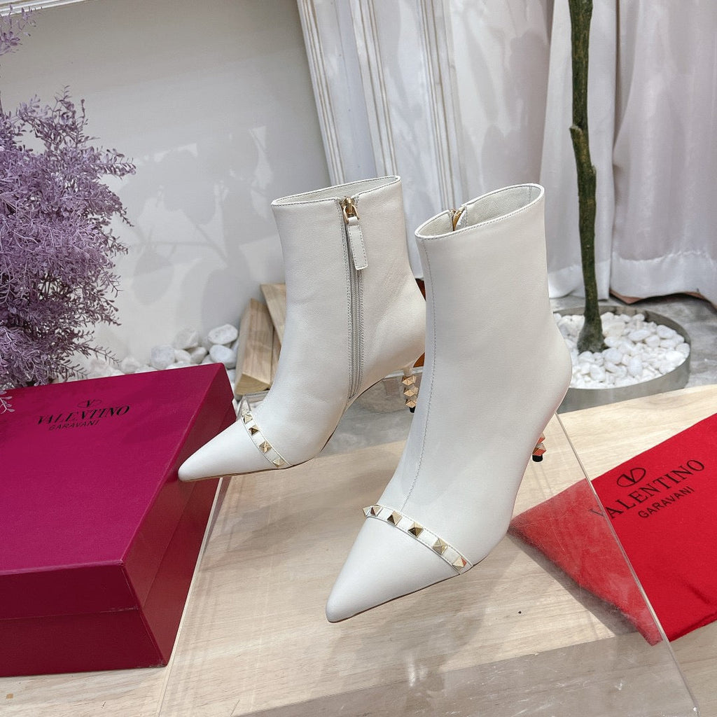 SE780   Size5-10   Material: Lamb  Lining: Lamb Sole: Italian leather