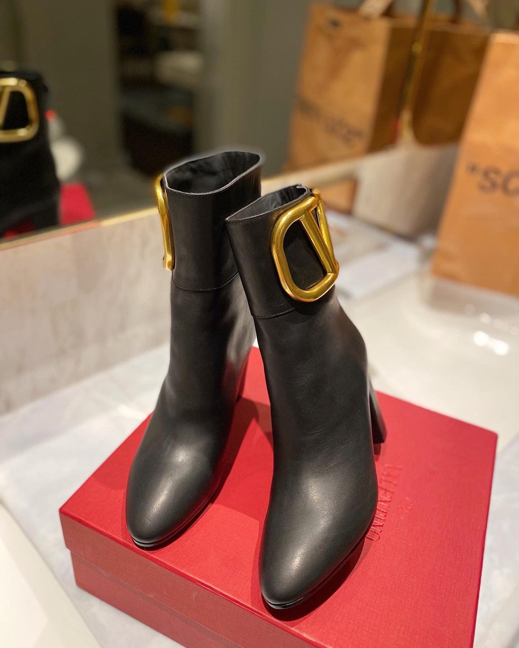 SE794  Size5-11   Heels:8cm Material: Cowhide  Lining: Sheep skin Sole: Italian leather
