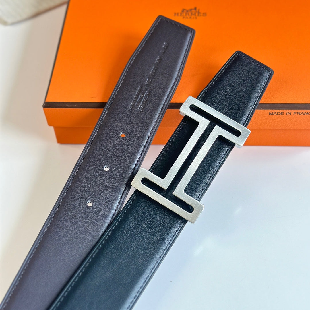 HM  BELT BUCKLE & REVERSIBLE BLACK LEATHER STRAP 38MM SILVER HARDWARE