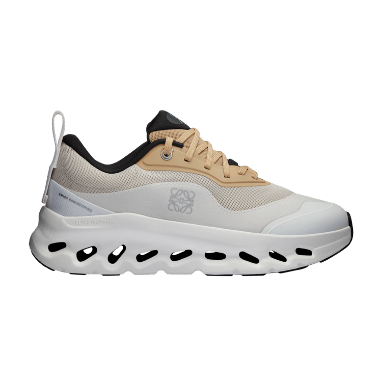 Loewe x ON Wmns Cloudtilt 2 'Tan White'