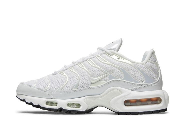 Nike Wmns Air Max Plus Premium 'Triple White'