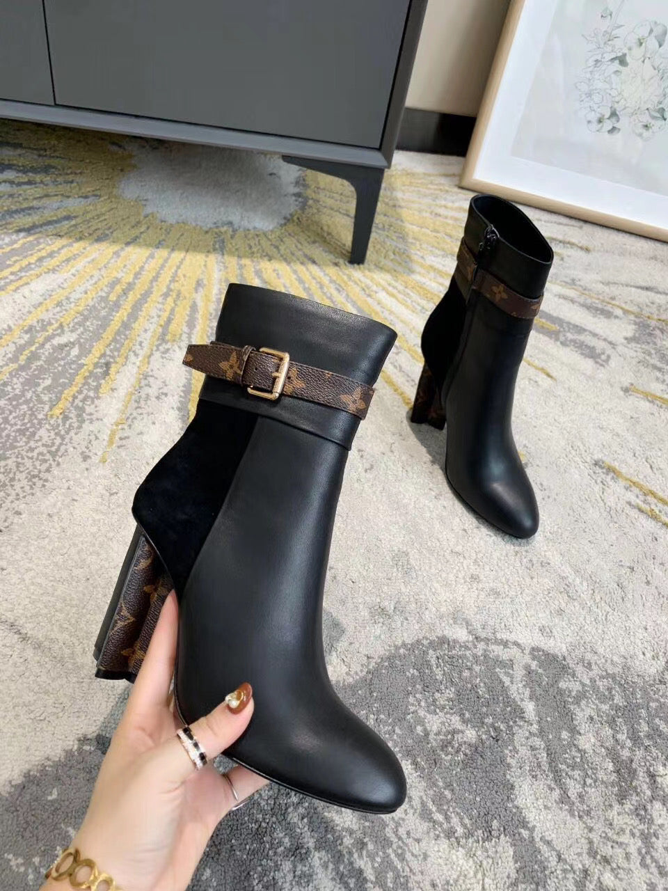 SE072   Size4-10