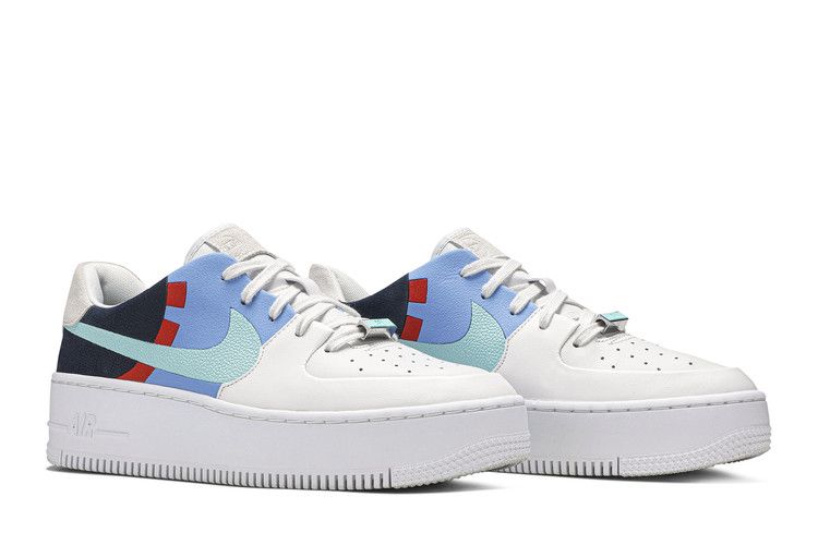 Nike Wmns Air Force 1 Low Sage