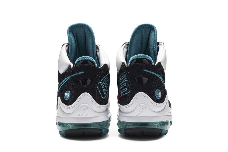 Nike Air Max LeBron 7 Retro QS 'Red Carpet' 2019