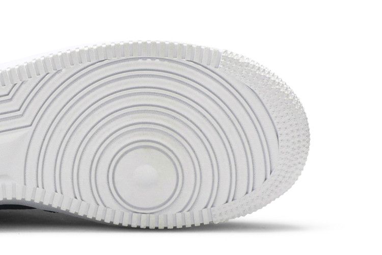 Nike Wmns Air Force 1 '07 Lux 'Black Reflective'