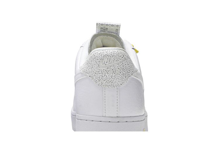 Nike Wmns Air Force 1 '07 Lux 'White Reflective'