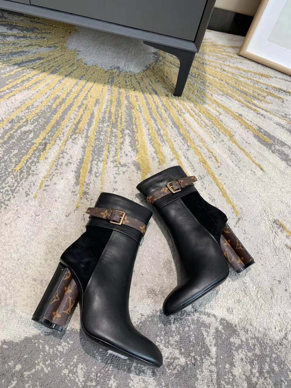 SE072   Size4-10