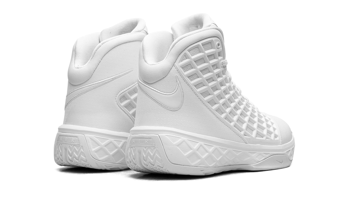 Zoom Kobe 3 Protro GS "Halo" HQ2304 100