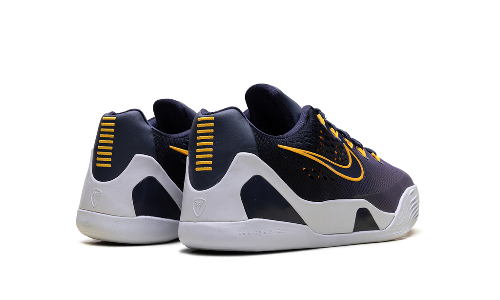 Kobe 9 EM Low GS "Fade" IM6641 400