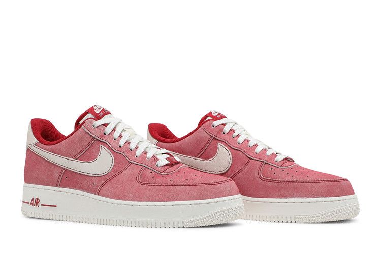 Nike Air Force 1 '07 LV8 'Dusty Red'