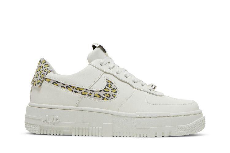 Nike Wmns Air Force 1 Pixel SE 'Leopard'