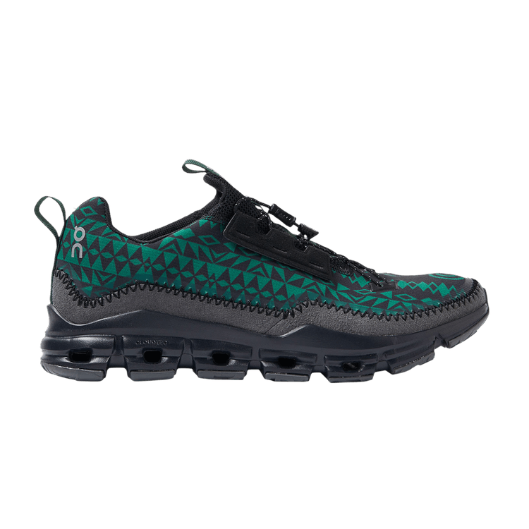 SOUTH2 WEST8 x ON Wmns Cloudaway 'Nepenthes - Black Evergreen'