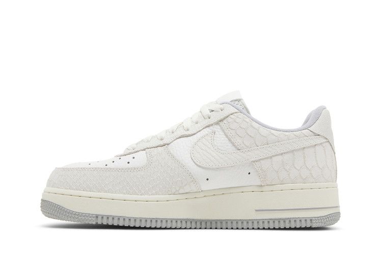 Nike Wmns Air Force 1 '07 'White Python'