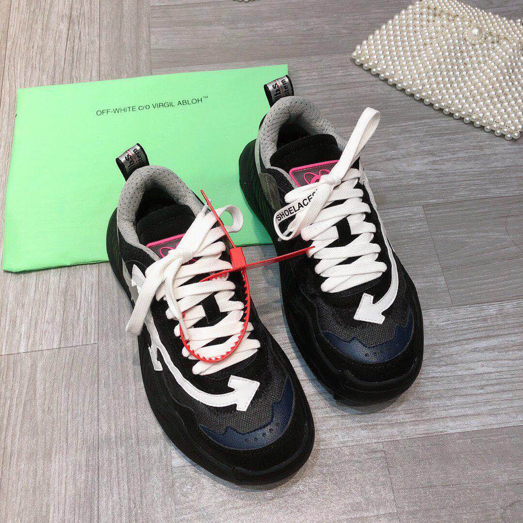 SE029  Women size 4-10   Men size7-12
