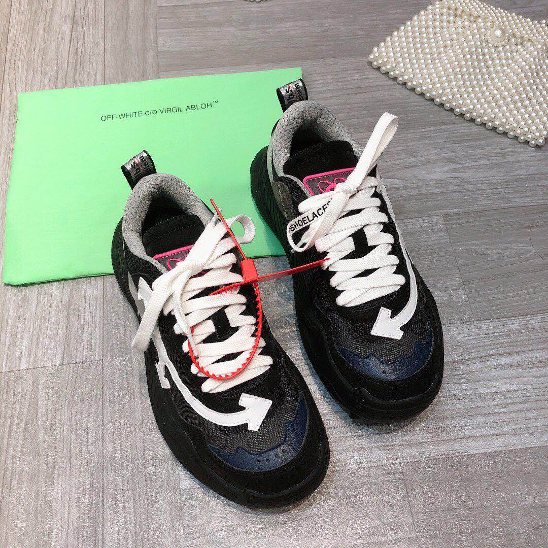 SE029  Women size 4-10   Men size7-12
