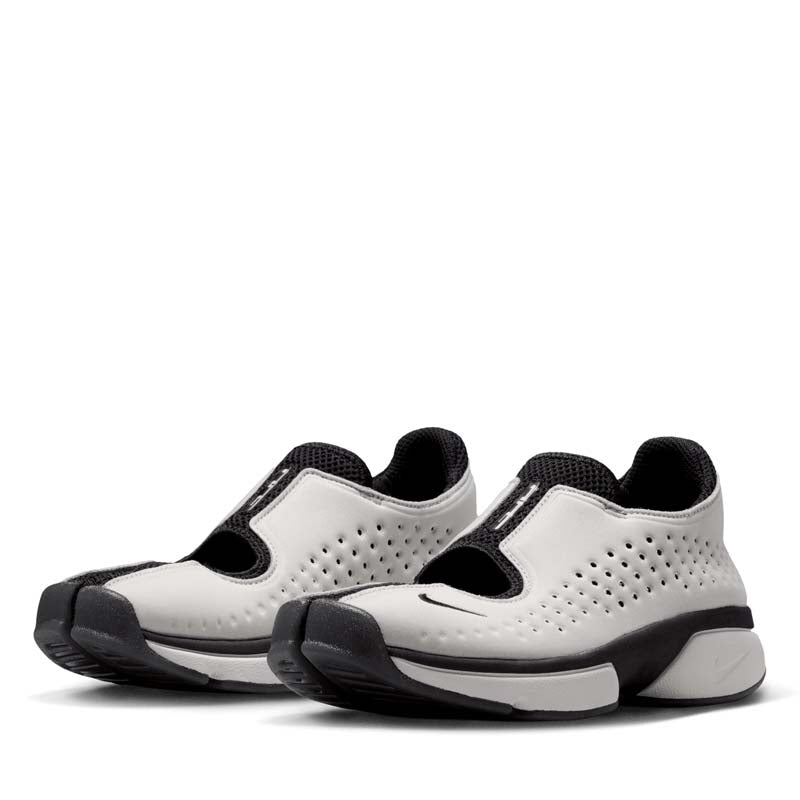 Women's Nike Rift 2 - Metallic Silver/Black
