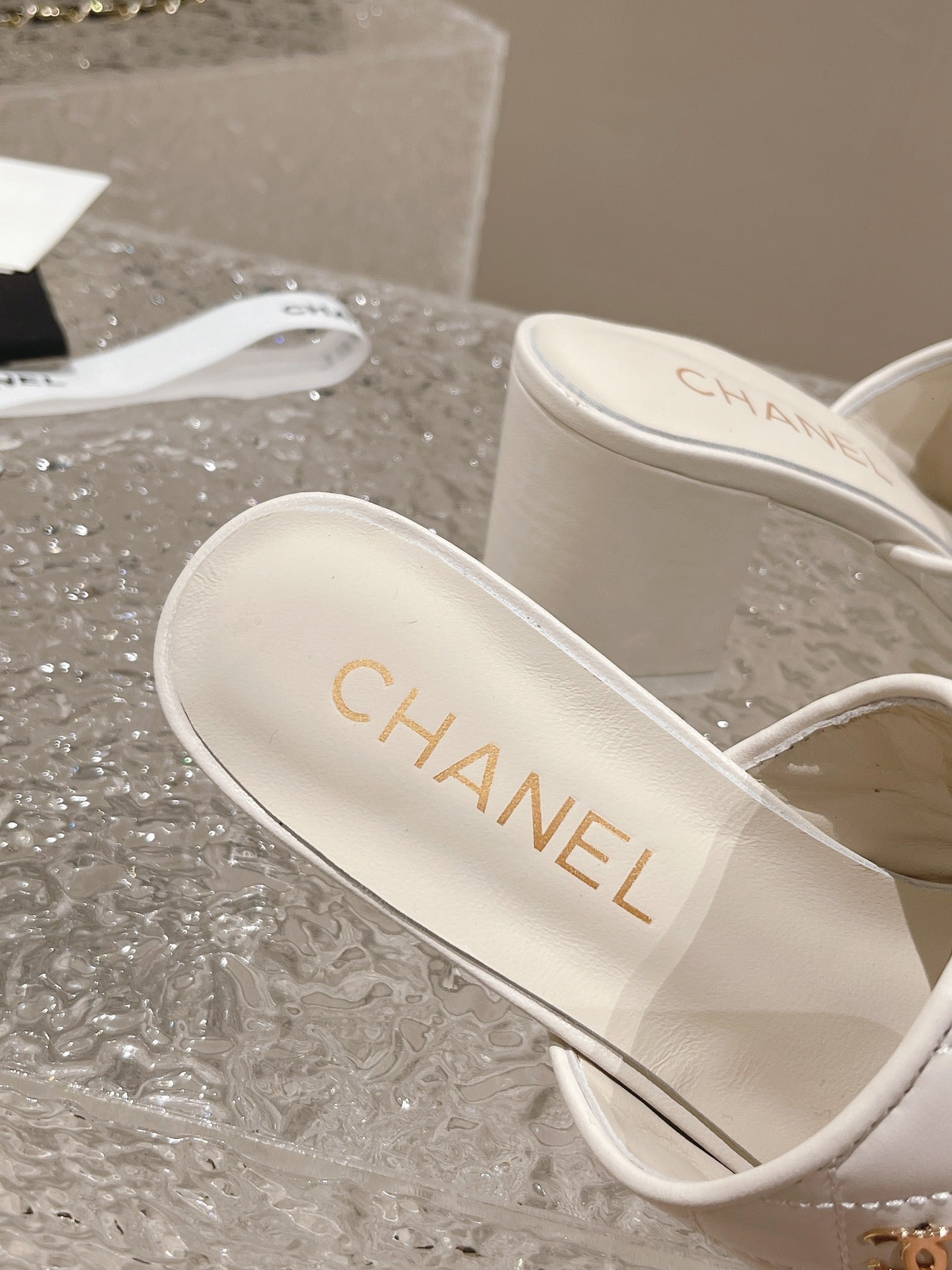SE1115 CC Sandals / Size4-10