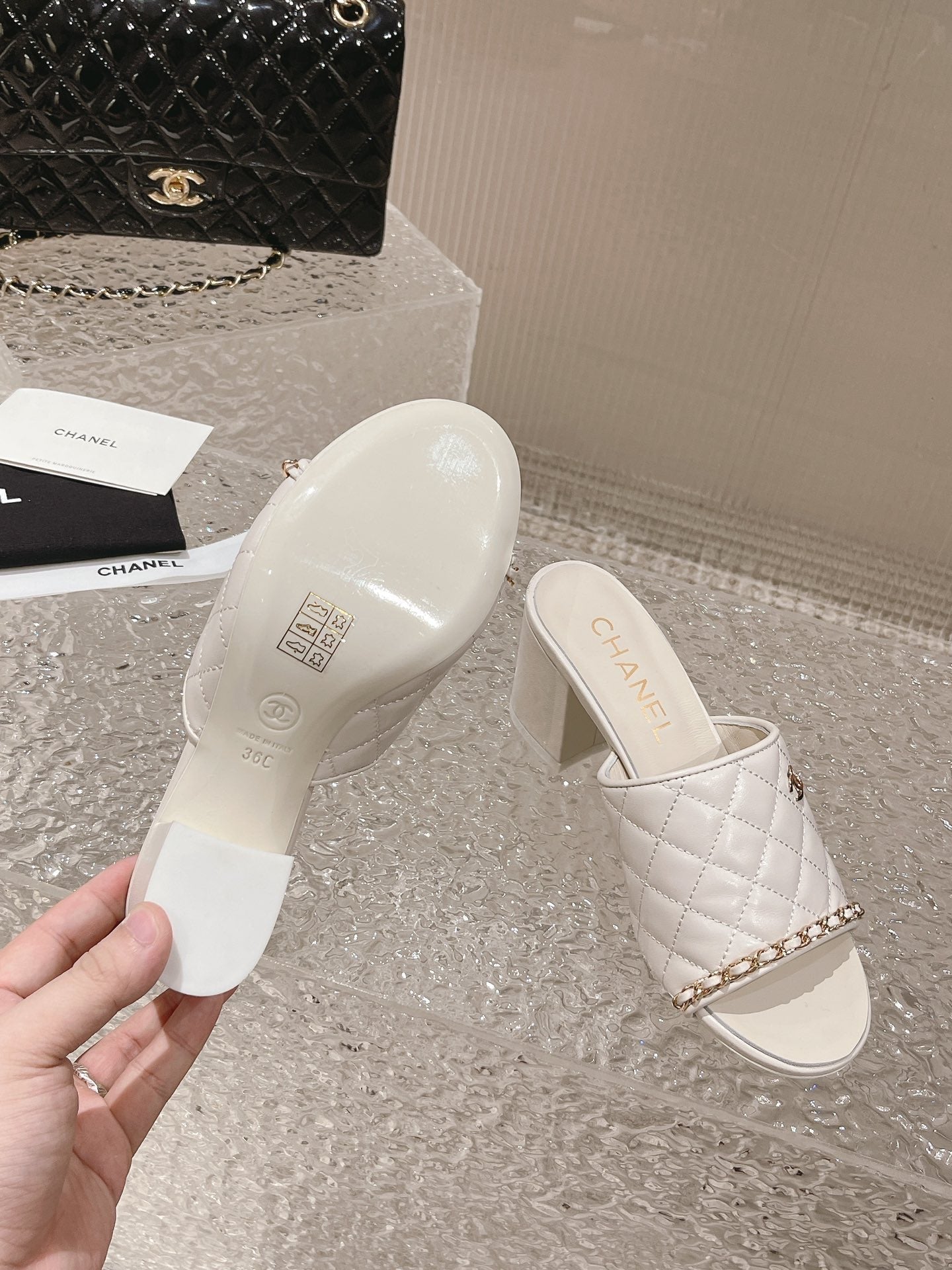 SE1115 CC Sandals / Size4-10