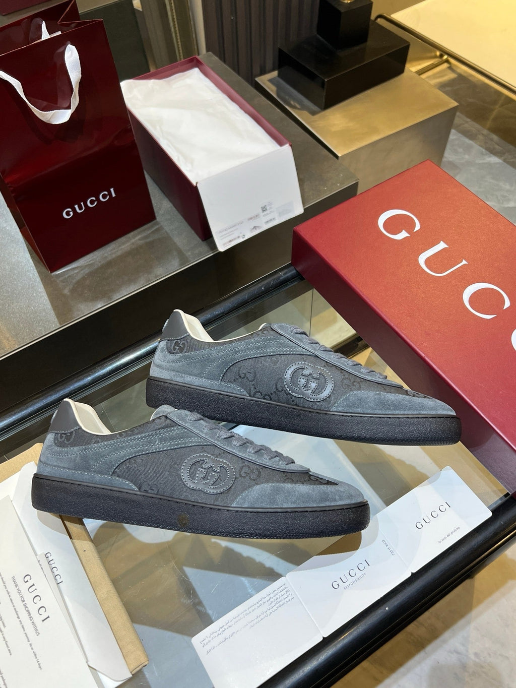 SE1704 Gucci Women's G75 Sneaker / Size5-12