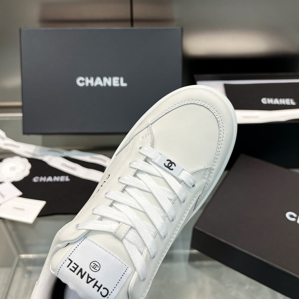 SE1128 CC Sneakers / Size5-9