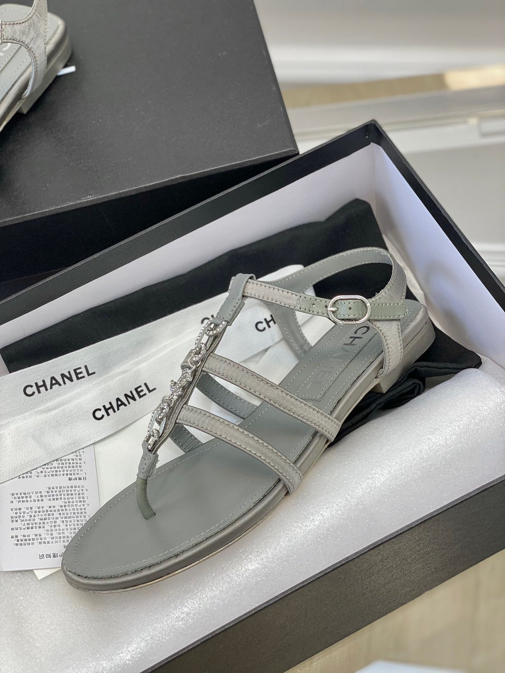 SE1117 CC Sandals / Size5-10