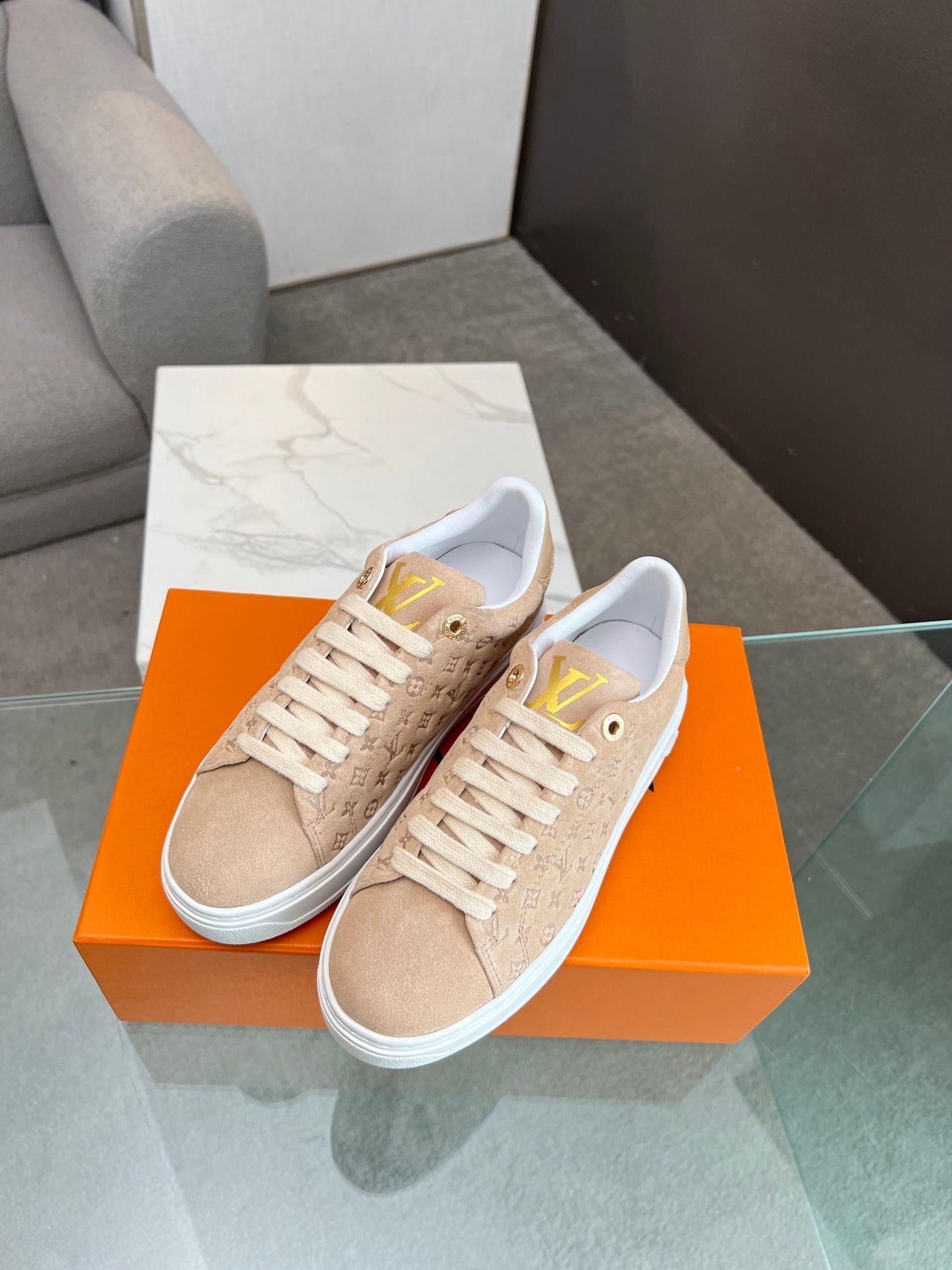 SE1194 LB Time Out Sneaker / Size4-11