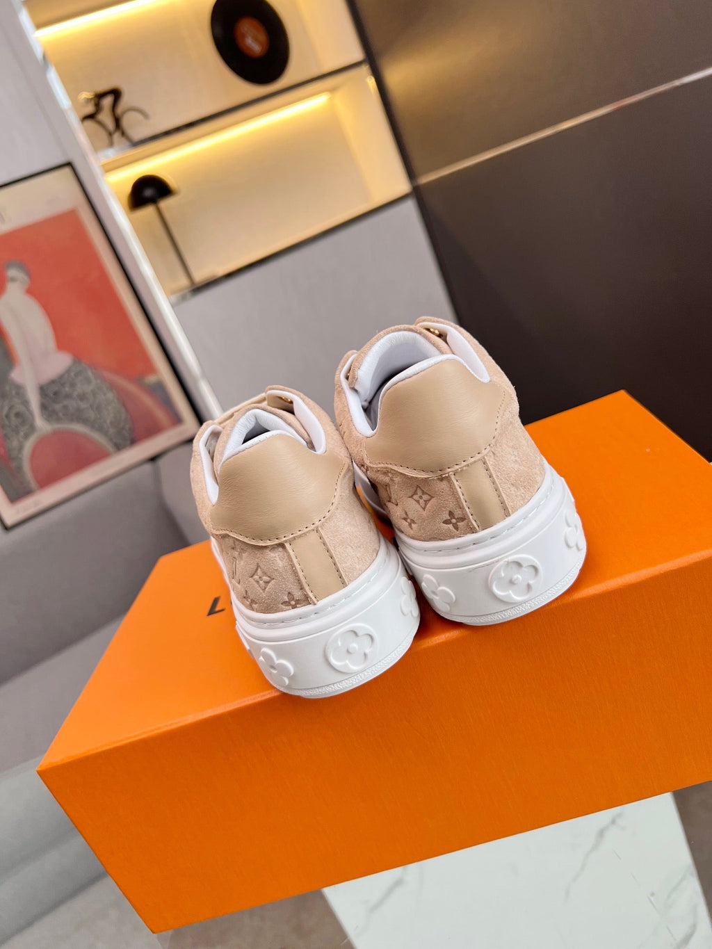 SE1194 LB Time Out Sneaker / Size4-11