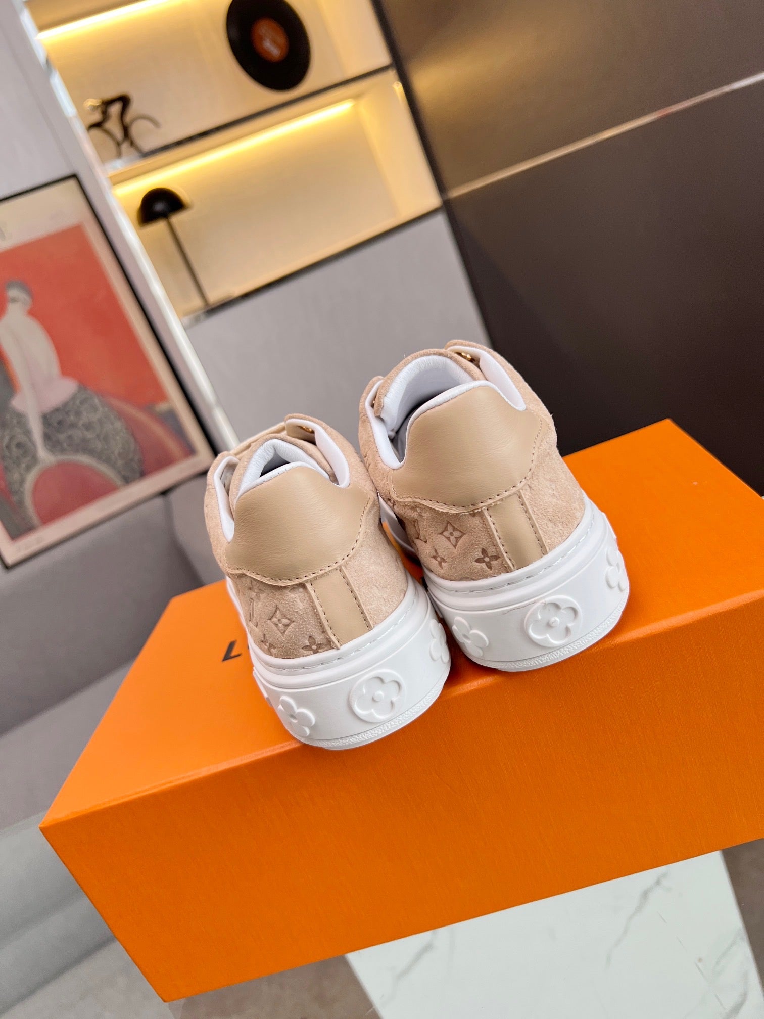SE1194 LB Time Out Sneaker / Size4-11
