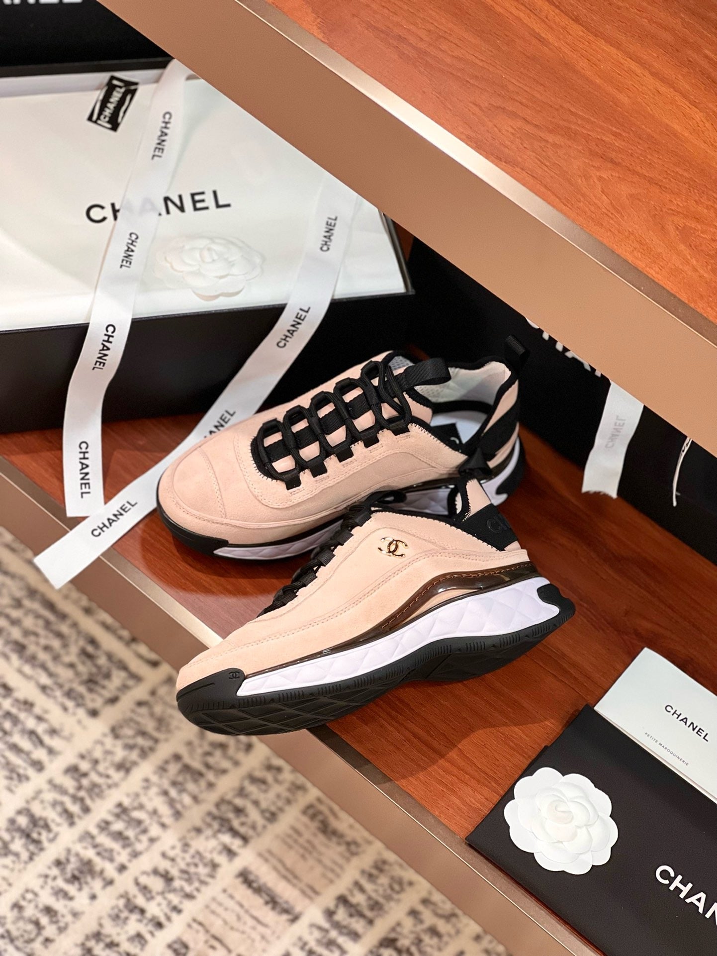 SE1713 Chanel Sneakers / Size5-12