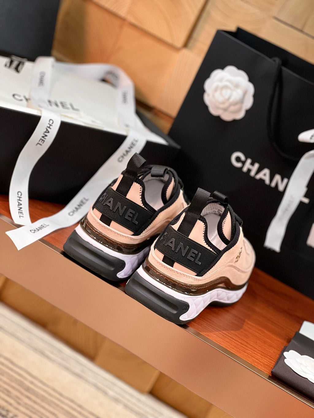 SE1713 Chanel Sneakers / Size5-12