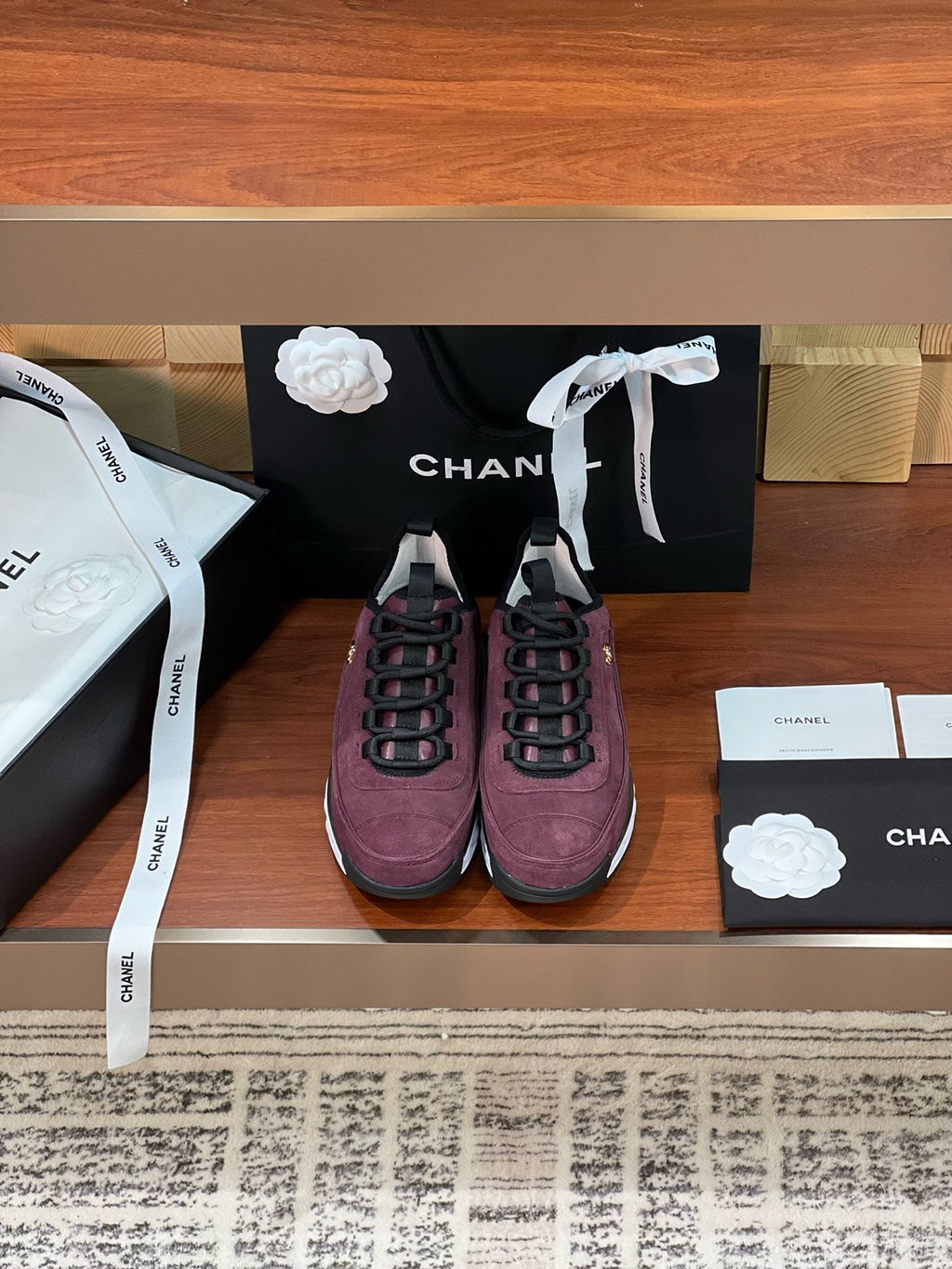 SE1715 Chanel Sneakers / Size5-12