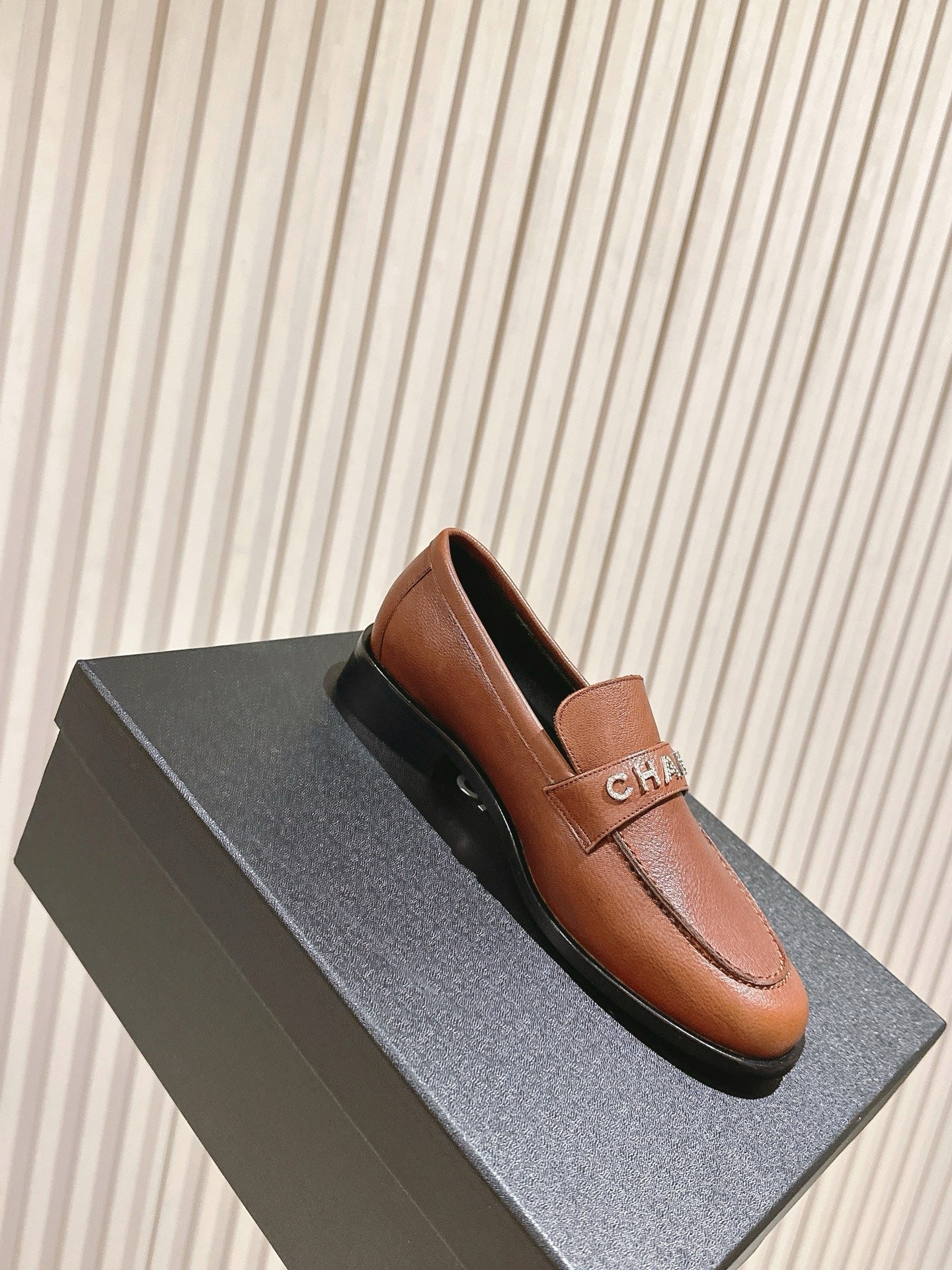 SE1708 Chanel Moccasins / Size5-11